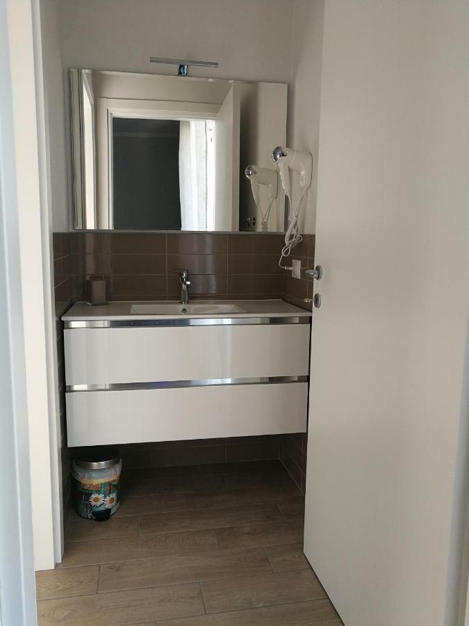Hotel Il Giardino Di Sara Salò Zewnętrze zdjęcie